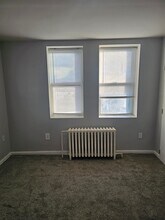 5615 Upland Way in Philadelphia, PA - Building Photo - Building Photo