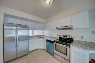 5481 Vantage Point Rd in Columbia, MD - Building Photo - Building Photo