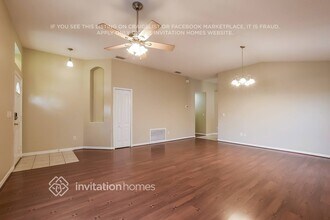 2055 Golden Ivy Way in Apopka, FL - Building Photo - Building Photo