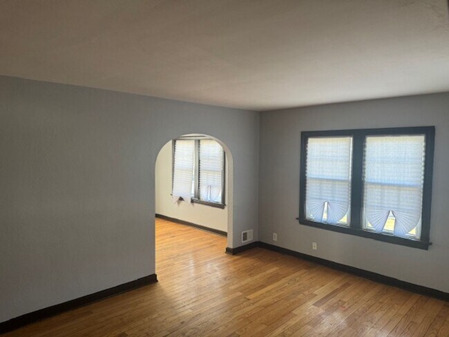 3341 S Schultz Dr in Lansing, IL - Building Photo - Building Photo