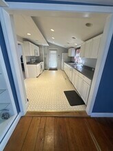 16 Dennett St in Amesbury, MA - Building Photo - Building Photo