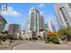1501 Howe St in Vancouver, BC - Building Photo - Building Photo