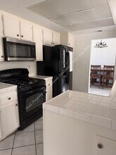 44639 Tarragon Dr in Lancaster, CA - Building Photo - Building Photo