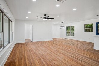 9946 Kilarney Dr in Dallas, TX - Building Photo - Building Photo