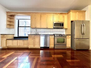 607 W 137th St, Unit 52 in New York, NY - Building Photo - Building Photo