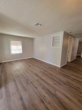 518 4th St NW in Largo, FL - Building Photo - Building Photo