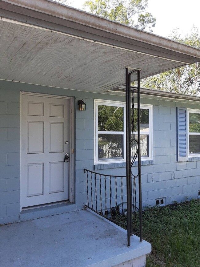 1519 Balsam St in Charleston, SC - Building Photo - Building Photo