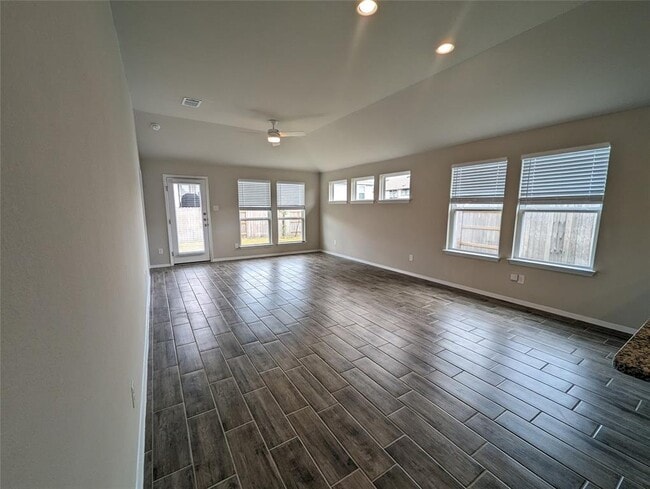 212 Rollingwood Dr in San Marcos, TX - Building Photo - Building Photo
