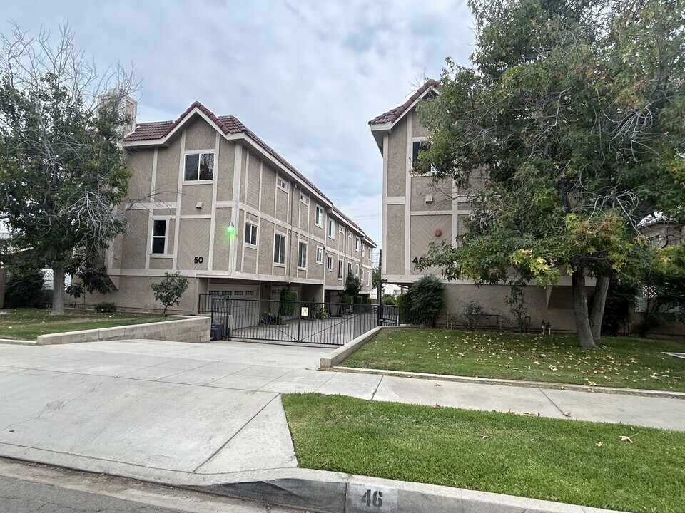 46 Fano St in Arcadia, CA - Building Photo