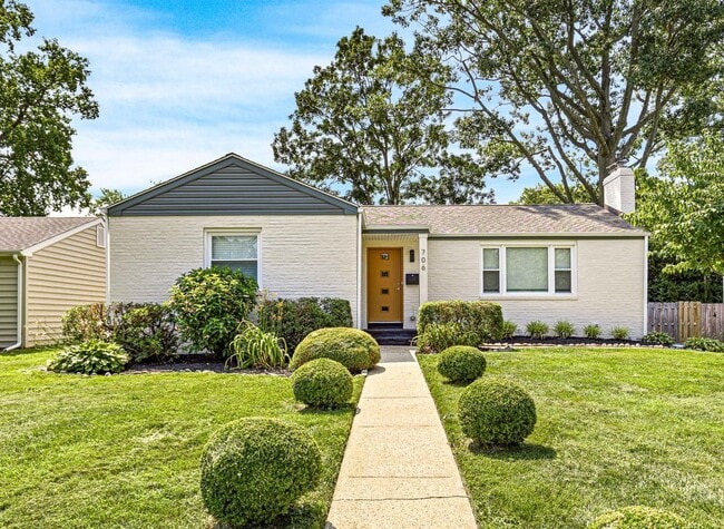 property at 706 Sonora Ave
