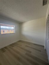 5461 W 24th Ave in Hialeah, FL - Building Photo - Building Photo