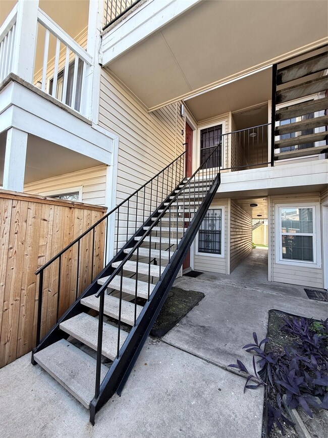 property at 2750 Holly Hall St