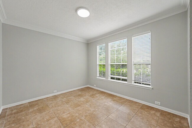 79 Chipwyck Way