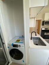 1322 W Ohio St, Unit 2R in Chicago, IL - Building Photo - Building Photo