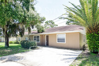 114 Grady Polk Rd in Winter Haven, FL - Foto de edificio - Building Photo