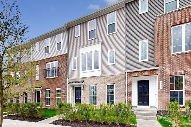 223 Main St in Cranberry Township, PA - Building Photo - Building Photo