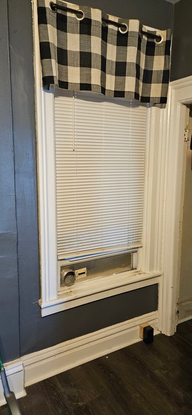 1530 5th Ave in Watervliet, NY - Building Photo - Building Photo
