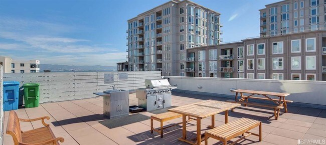 88 Townsend St-Unit -426 in San Francisco, CA - Building Photo - Building Photo