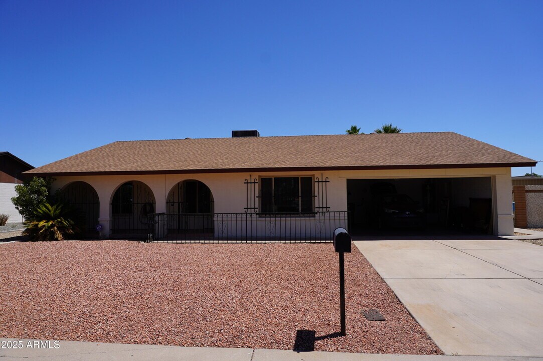 3035 W Angela Dr in Phoenix, AZ - Building Photo