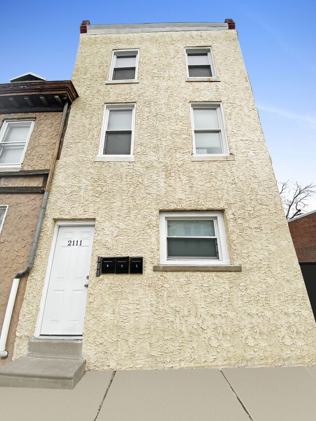 2111 Orthodox St in Philadelphia, PA - Building Photo - Building Photo