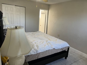 6327 SW 2nd St in Margate, FL - Building Photo - Building Photo