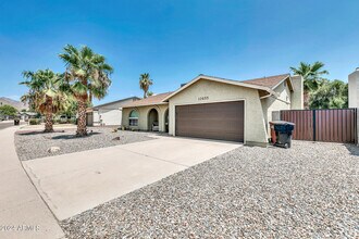 10655 E Mercer Ln in Scottsdale, AZ - Building Photo - Building Photo