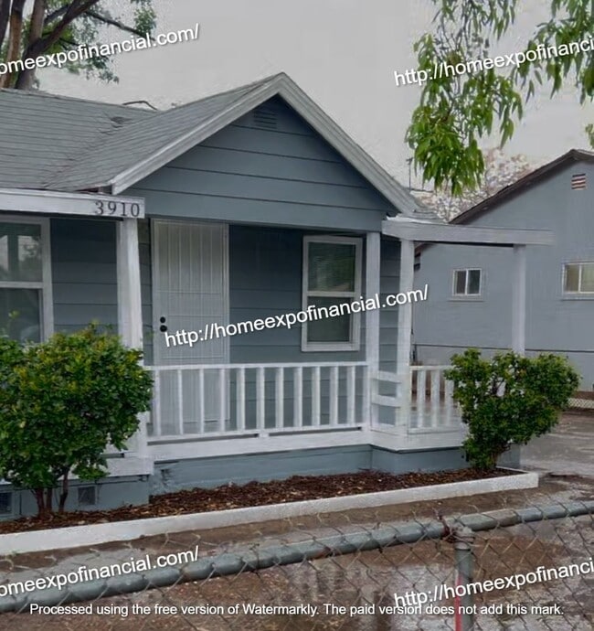 property at 3910 Moody St