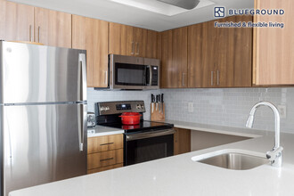 450 Massachusetts Ave NW, Unit FL2-ID165 in Washington, DC - Building Photo - Building Photo