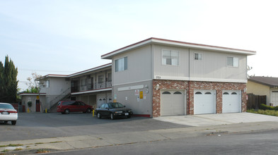 773-777 El Cerrito Way in Gilroy, CA - Building Photo - Building Photo