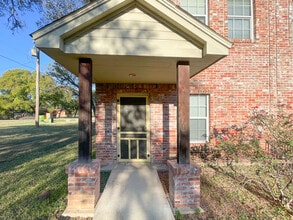 506 3rd St in Valley Mills, TX - Building Photo - Building Photo