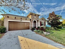 6414 Salt Creek Ave in Apollo Beach, FL - Building Photo