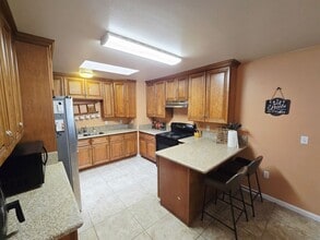 1525 Dakota Ln in Landers, CA - Building Photo - Building Photo