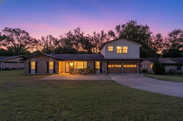 property at 2323 Breckenridge St