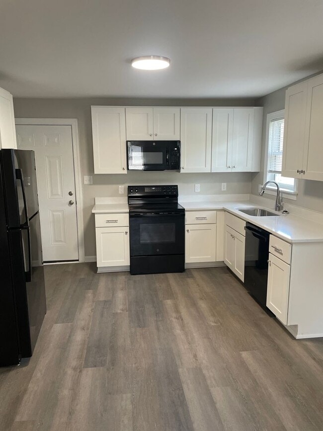 1504 Emerald St in Winston-Salem, NC - Building Photo - Building Photo