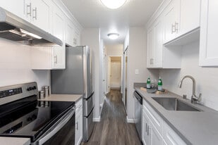 The Arbors in Walnut Creek, CA - Building Photo