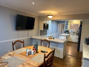 39 Tina Cir in Bridgeport, CT - Building Photo - Building Photo