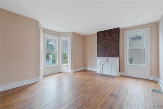 103 E 7th St in Oswego, NY - Building Photo - Building Photo