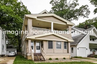 1675 Bunts Rd in Lakewood, OH - Building Photo - Building Photo