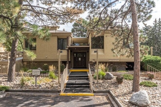 Citadel Village Apartments in Colorado Springs, CO - Building Photo - Building Photo