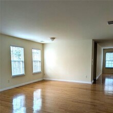 3075 Whittier Way in Cumming, GA - Building Photo - Building Photo