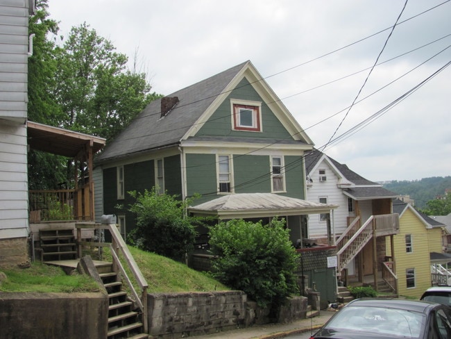 211 Richwood Ave