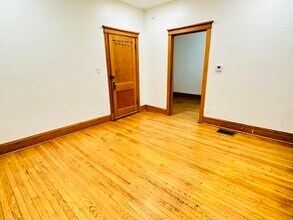 2344 W Cortez St in Chicago, IL - Building Photo - Building Photo