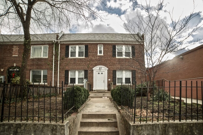 1507 Isherwood St NE in Washington, DC - Building Photo - Building Photo