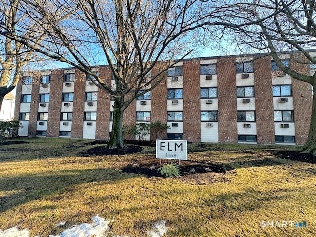 property at 1168 Main St