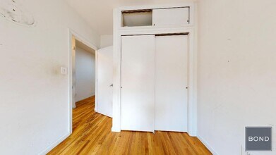 240 Waverly Pl in New York, NY - Building Photo - Building Photo
