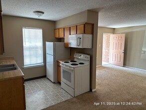 3614 Forest Ave in Memphis, TN - Foto de edificio - Building Photo