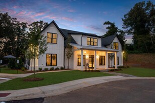The Heights luxury houses for lease in Irondale, AL - Building Photo