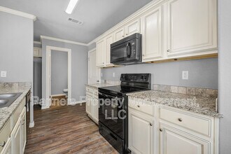 1256 N Sicily Ln in Fayetteville, AR - Building Photo - Building Photo