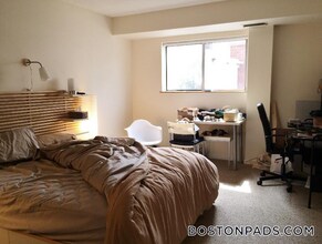 345 Franklin St, Unit 401 in Cambridge, MA - Building Photo - Building Photo