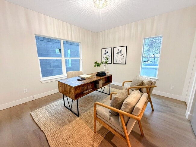 property at 4325 Greentrail Ln